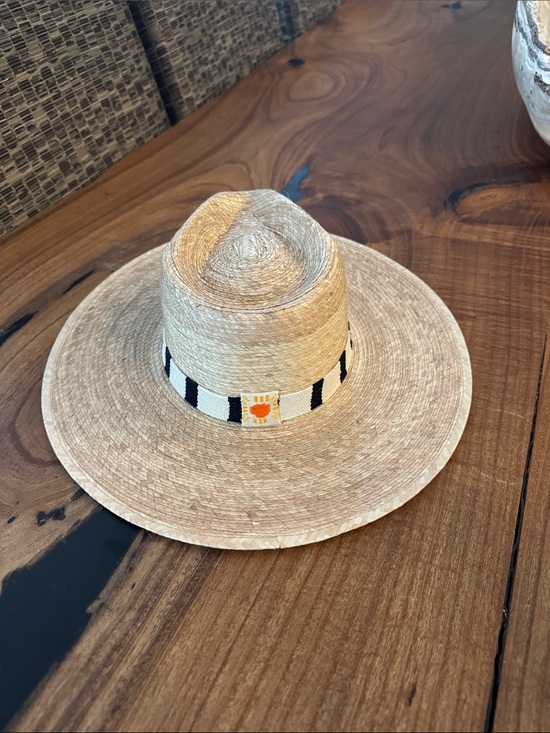 Sunshine Tienda Accessories - Sunshine Tienda Straw Wide-Brim Sun Hat never worn